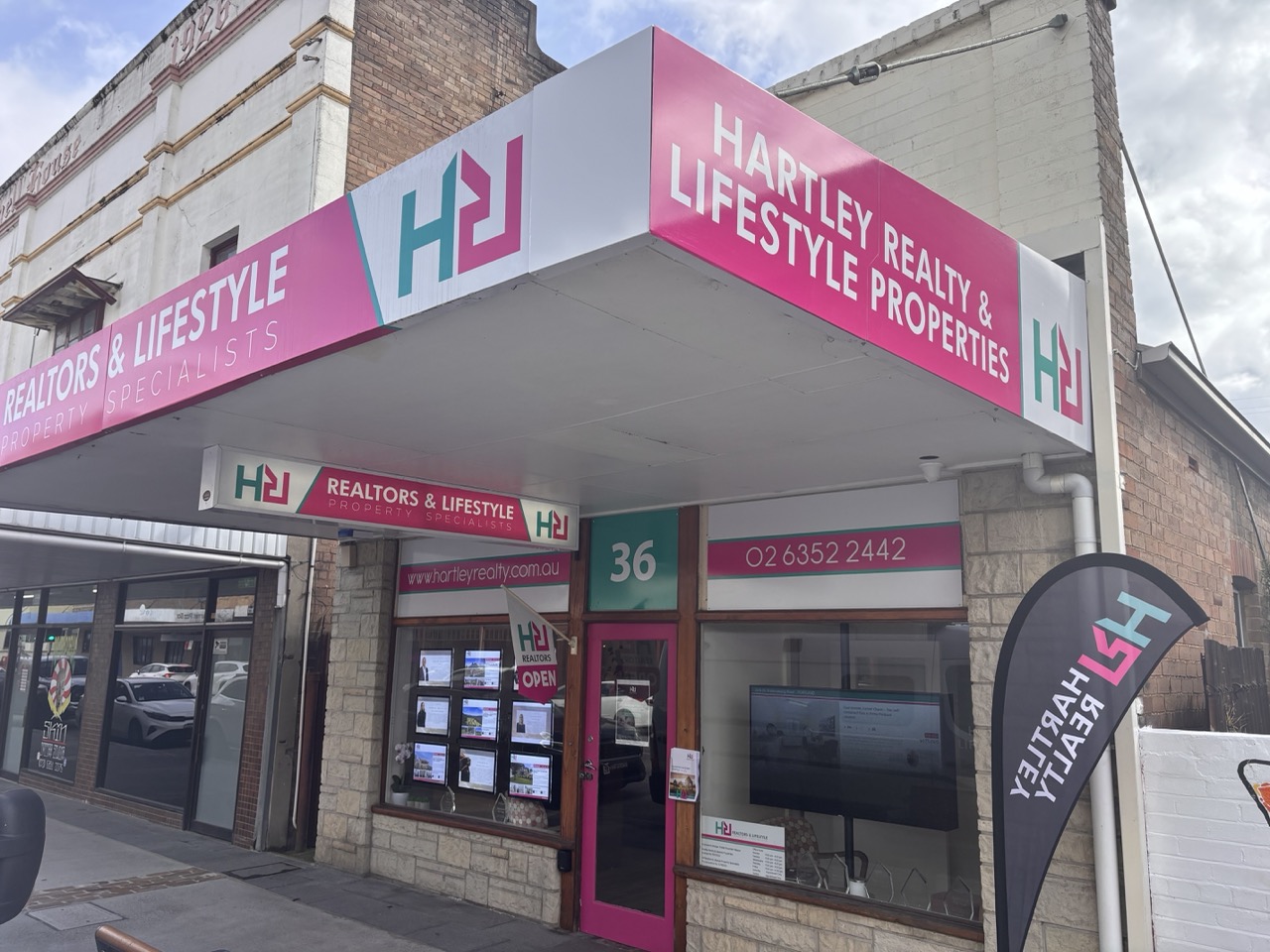 Winner small image - Hartley Realty