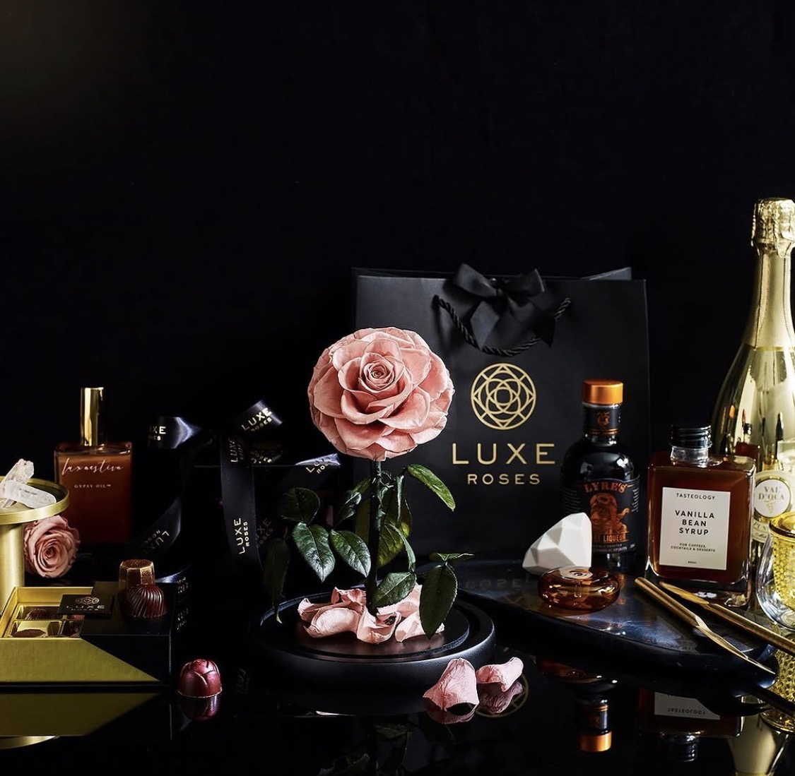 Winner small image - Luxe Roses
